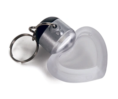 BEEZTEES Подвеска светящаяся для собак, сердце, с батарейкой